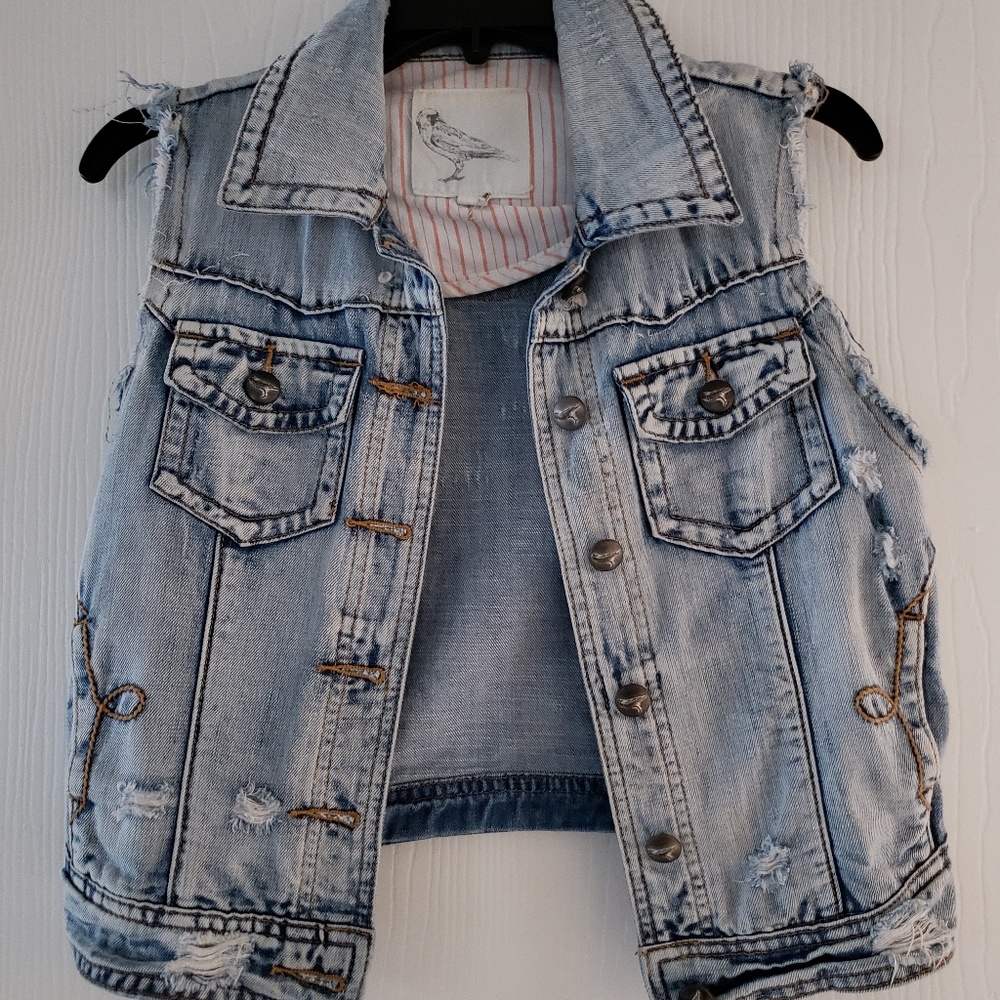 Jean Vest
